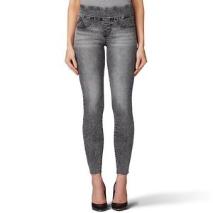 NWT Rock&Republic fever leggings. Size M.